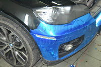 BMW X6 демонтаж плёнки синий хром