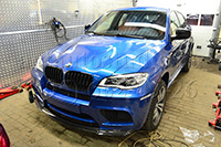 BMW X6 ламинация передней части автомобиля защитной плёнкой