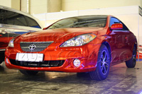 Toyota Solara хромирование красной зеркальной виниловой плёнкой