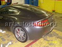 Aston Martin стайлинг матовой и карбоновой плёнками